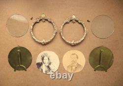 Très belle paire de cadres porte photos en bronze doré d'époque Napoléon III