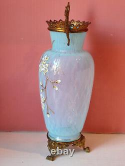 VASE BLEU OPALINE EMAILLEE MONTURE BRONZE FLEURS EN RELIEF Napoléon III