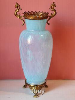 VASE BLEU OPALINE EMAILLEE MONTURE BRONZE FLEURS EN RELIEF Napoléon III