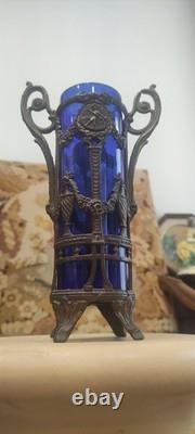 Vase Napoléon III cristal bleu cobalt monture bronze putti H23cm