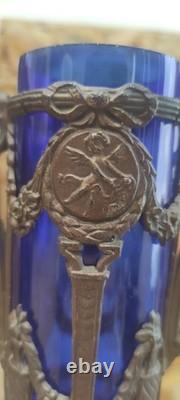 Vase Napoléon III cristal bleu cobalt monture bronze putti H23cm
