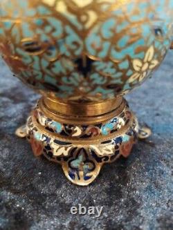 Vase à anses en émail cloisonné et bronze H 12.5cm, France, Napoléon III