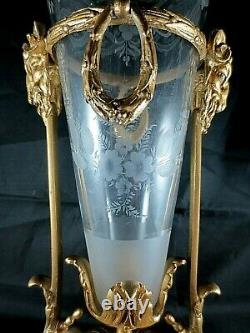 Vase antique Cornet cristal et bronze doré circa 1860