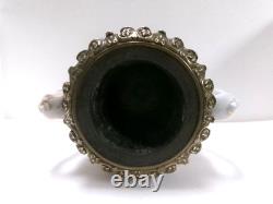 Vase avec anses, urne en porcelaine de Sèvres  et bronze Napoléon III