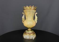 Vase en onyx vert et bronze à émaux cloisonnés