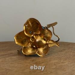 Vide-poche en forme d'ouf en opaline XIXe monture en bronze doré M3487