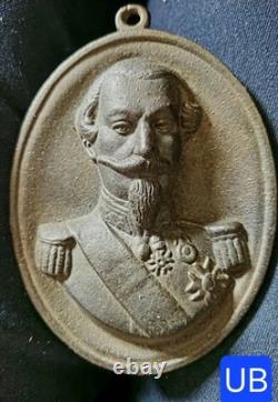 XIX ème Beau Médaillon Bronze ou Fonte 140x100mm 304 g Napoléon III
